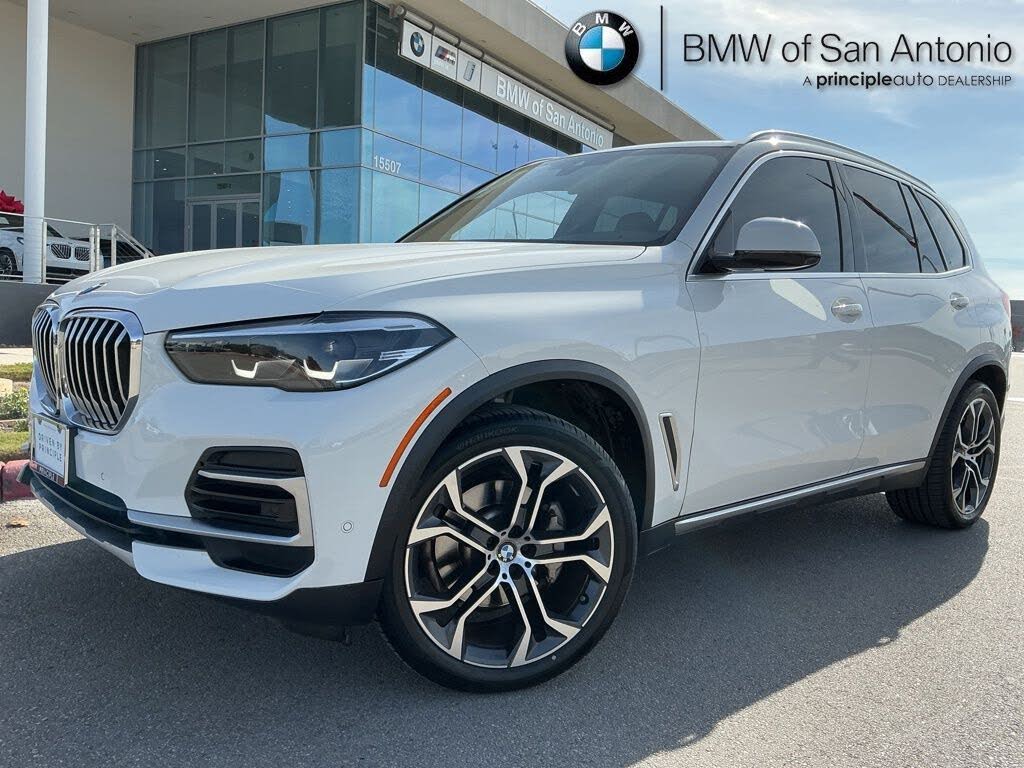 2023 BMW X5 xDrive40i AWD