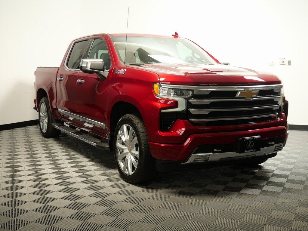 2023 Chevrolet Silverado 1500 High Country Crew Cab 4WD