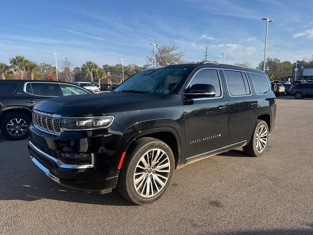 2023 Jeep Grand Wagoneer Series III 4WD
