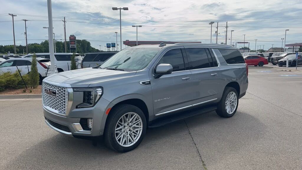 2024 GMC Yukon XL Denali 4WD