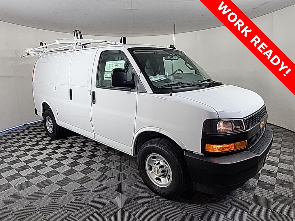 2025 Chevrolet Express Cargo 3500 RWD