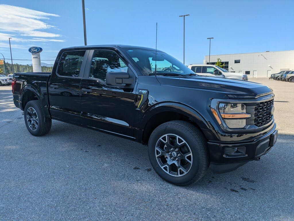 2025 Ford F-150 STX 4dr SuperCrew 4WD