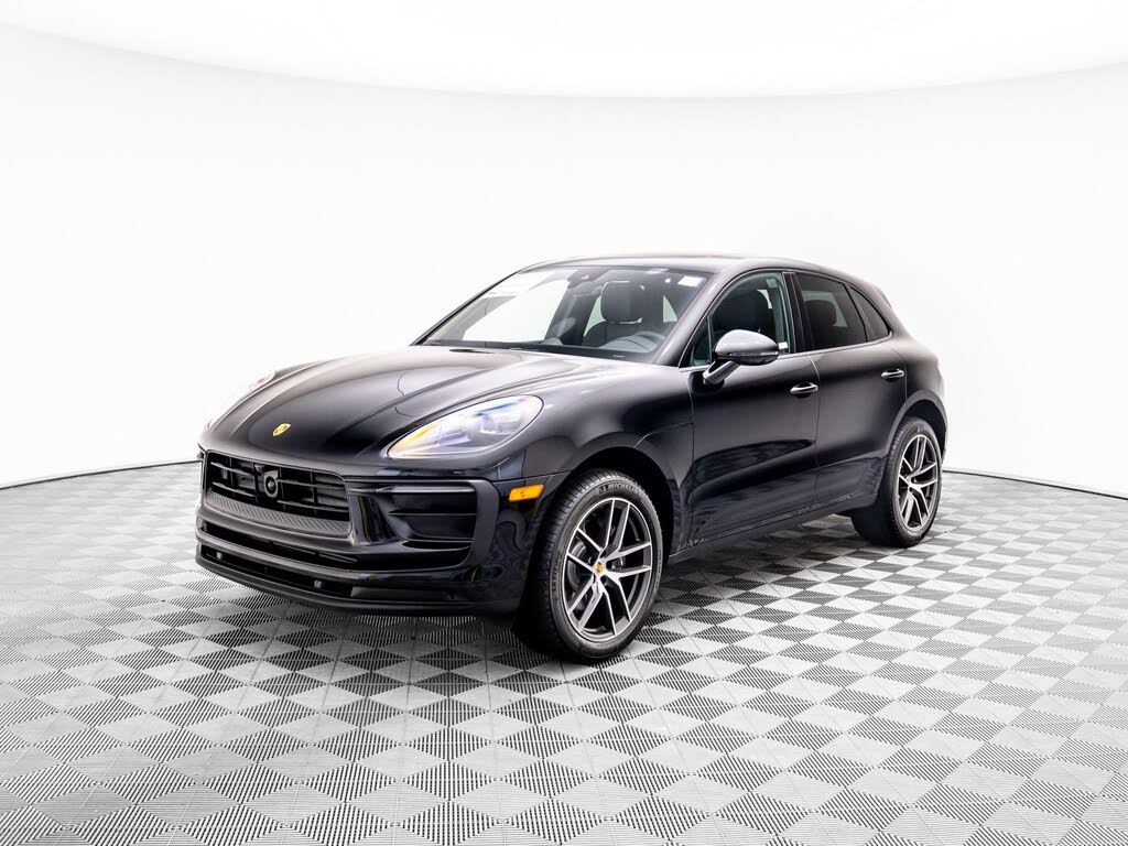 2025 Porsche Macan