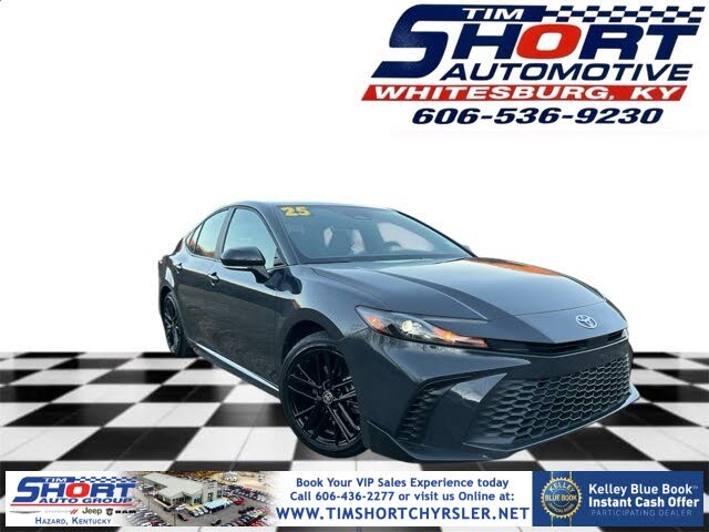 2025 Toyota Camry SE FWD