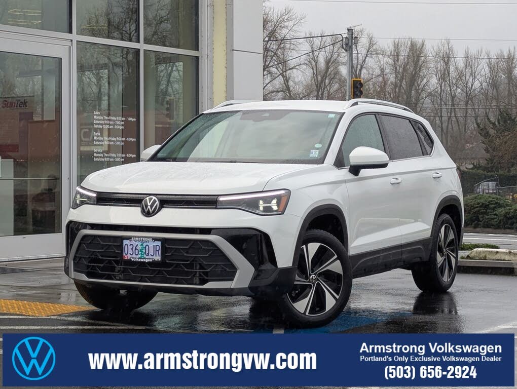 2025 Volkswagen Taos SE 4Motion