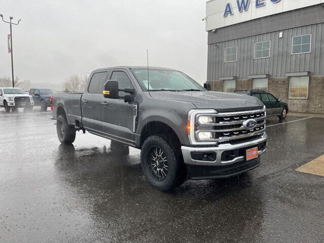2026 Ford F-350 Super Duty Lariat Crew Cab 4WD