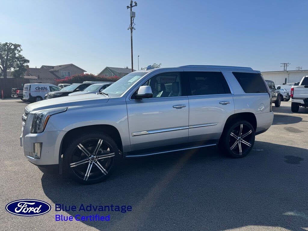 2018 Cadillac Escalade Luxury RWD