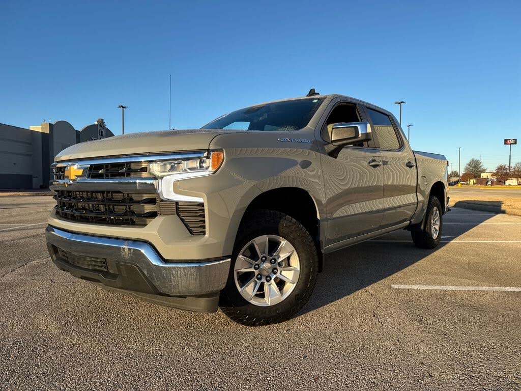 2024 Chevrolet Silverado 1500 LT Crew Cab RWD