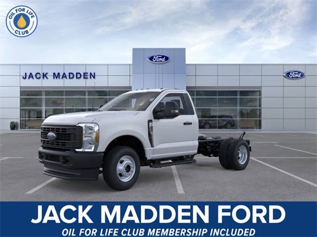 2025 Ford F-350 Super Duty Chassis XL Regular Cab DRW 4WD