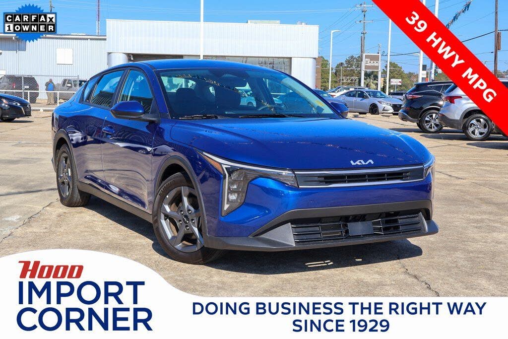 2025 Kia K4 LXS FWD