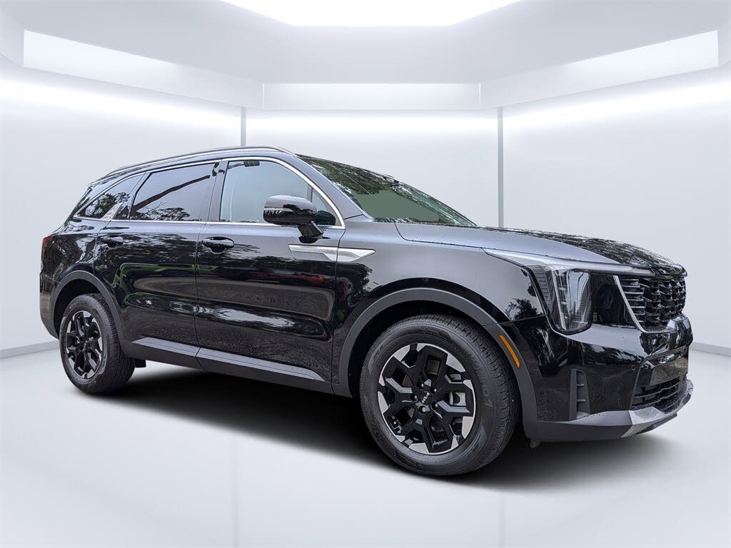 2025 Kia Sorento S FWD