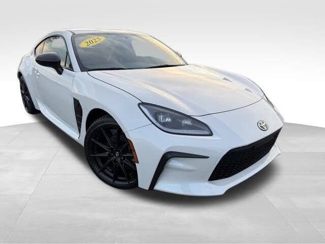 2025 Toyota GR86 Premium RWD