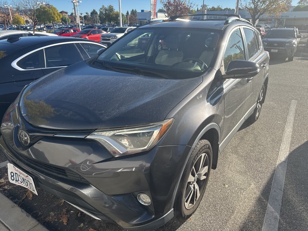2018 Toyota RAV4 XLE