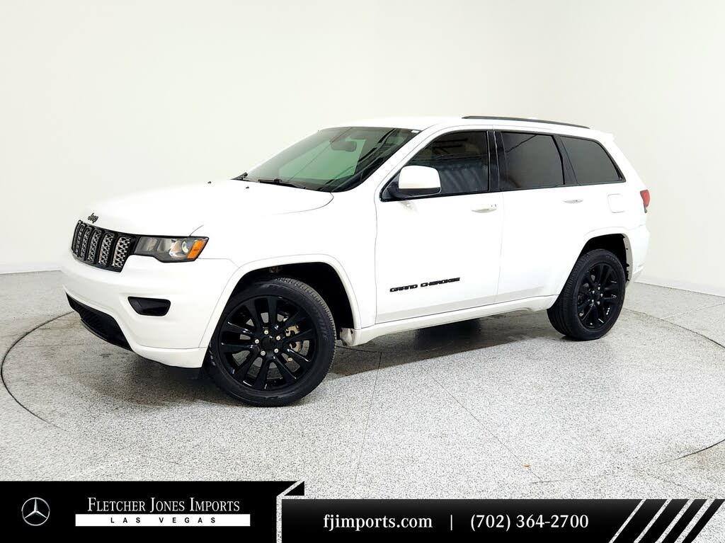 2019 Jeep Grand Cherokee Laredo 4WD