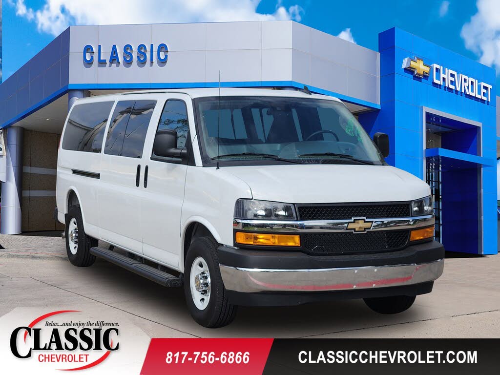 2025 Chevrolet Express 3500 LT Extended RWD