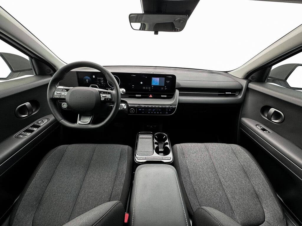 2025 Hyundai Ioniq 5 SE RWD