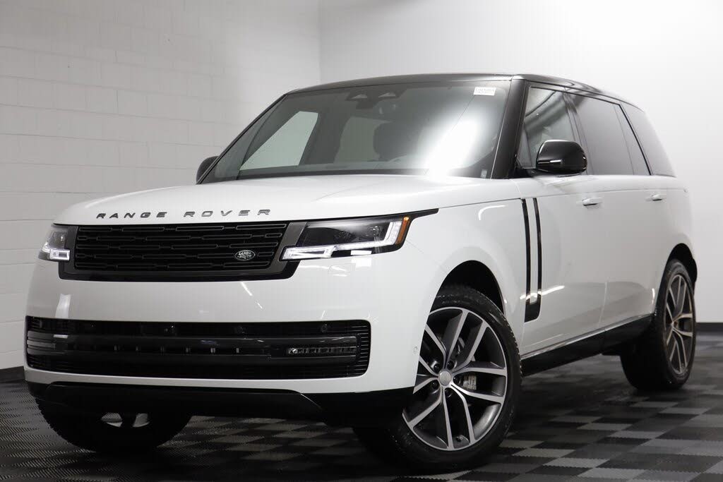 2025 Land Rover Range Rover P400 SE LWB AWD