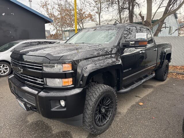 2016 Chevrolet Silverado 2500HD LTZ Crew Cab 4WD