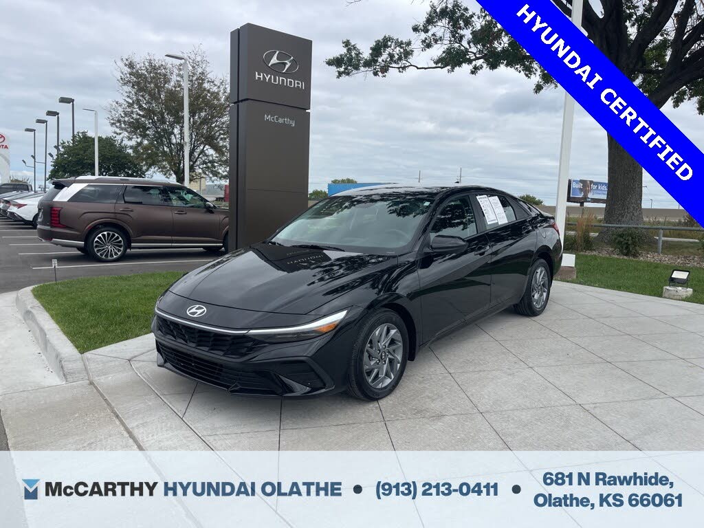 2024 Hyundai Elantra SEL FWD