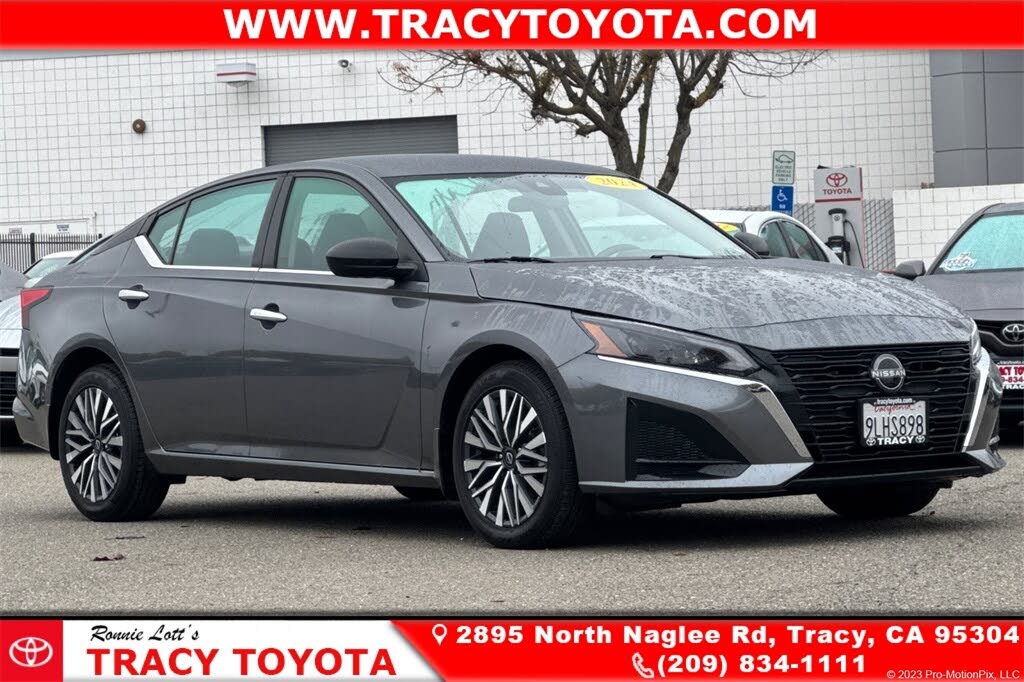 2024 Nissan Altima 2.5 SV AWD