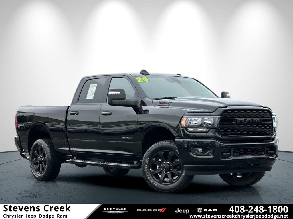 2024 RAM 2500 Big Horn Crew Cab 4WD