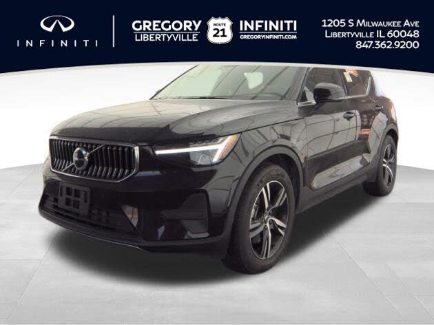 2025 Volvo XC40 B5 Core Bright Theme AWD