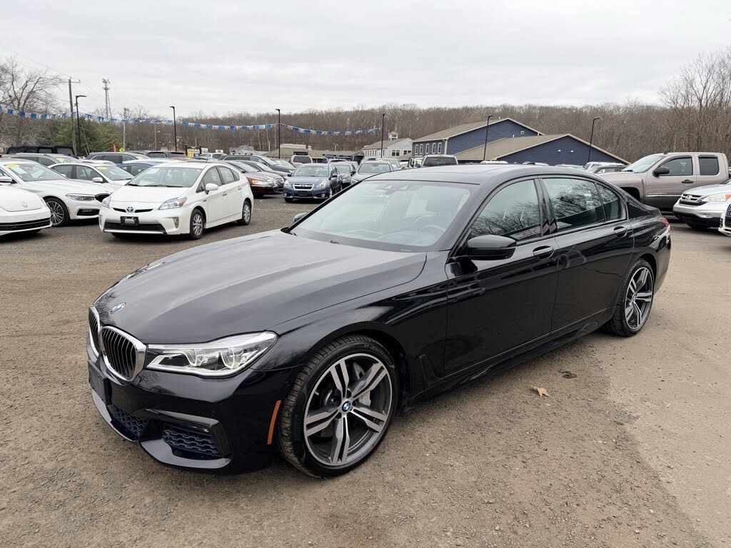 2017 BMW 7 Series 750i RWD