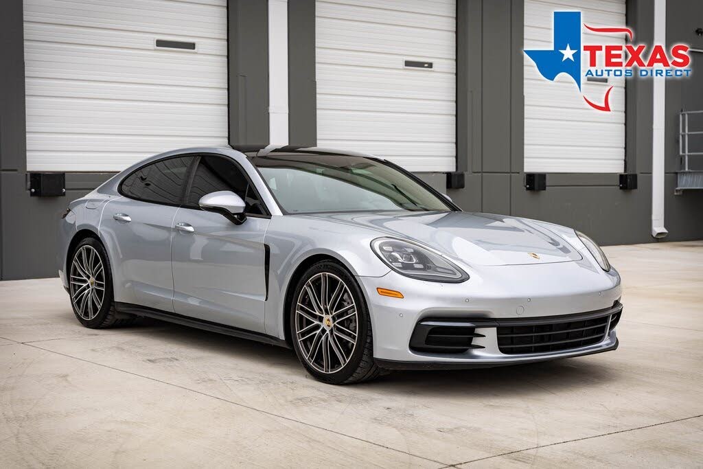 2018 Porsche Panamera 4 AWD