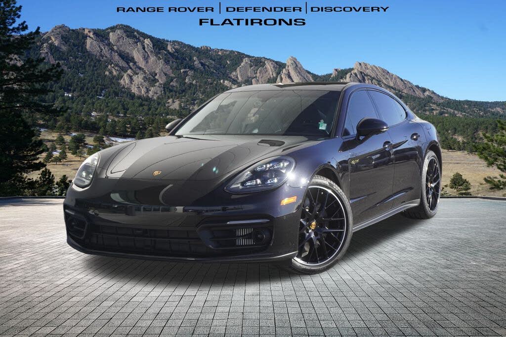 2022 Porsche Panamera 4 AWD