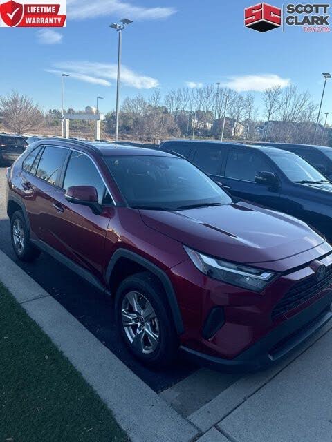 2022 Toyota RAV4 XLE FWD
