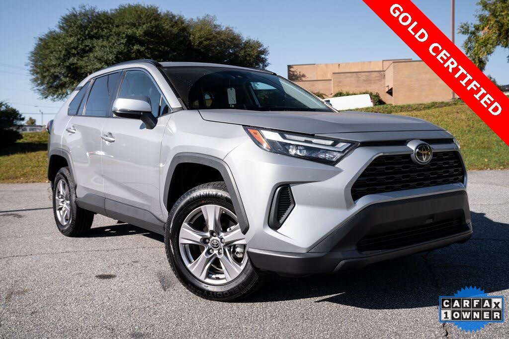 2023 Toyota RAV4 XLE FWD
