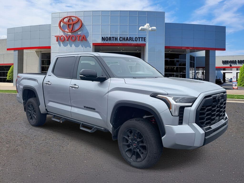 2024 Toyota Tundra Limited CrewMax Cab 4WD