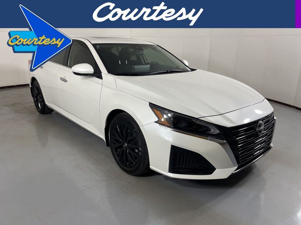 2025 Nissan Altima 2.5 SV FWD