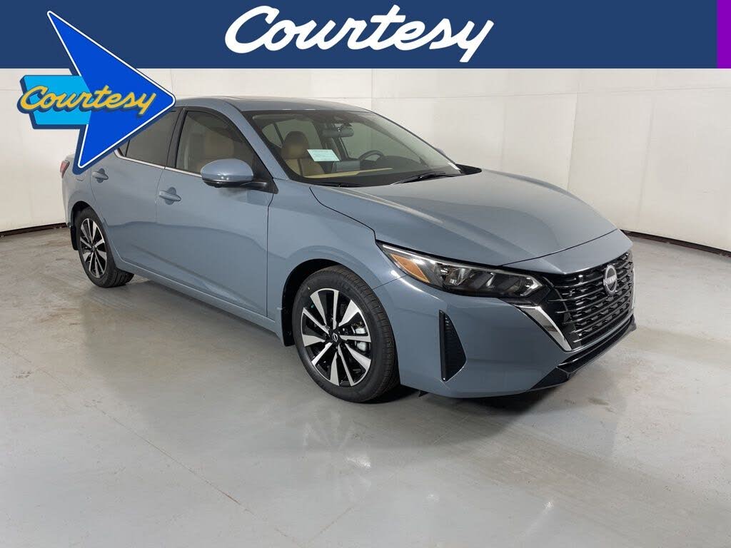 2025 Nissan Sentra SV FWD