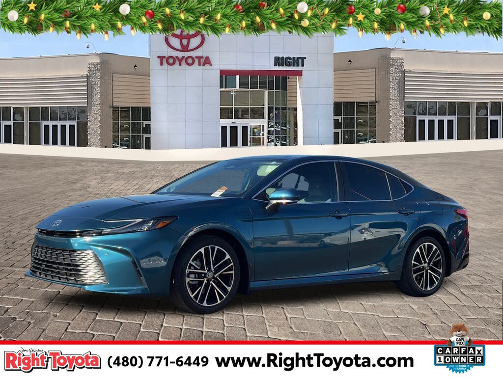 2025 Toyota Camry XLE FWD