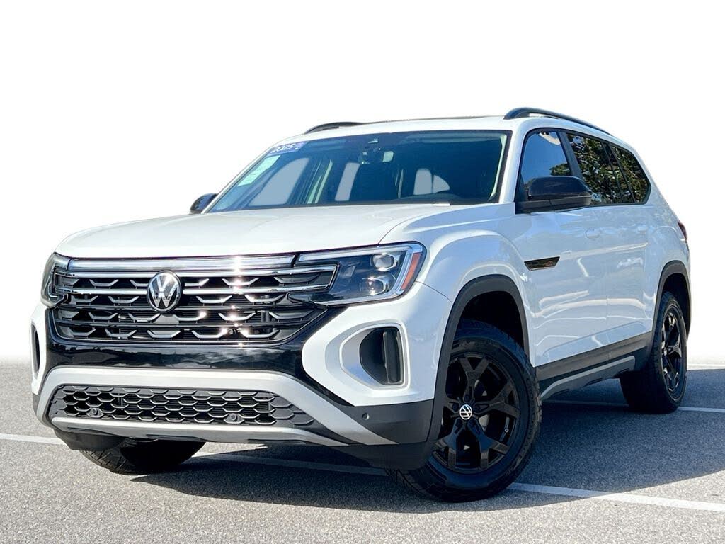 2025 Volkswagen Atlas Peak Edition 4Motion