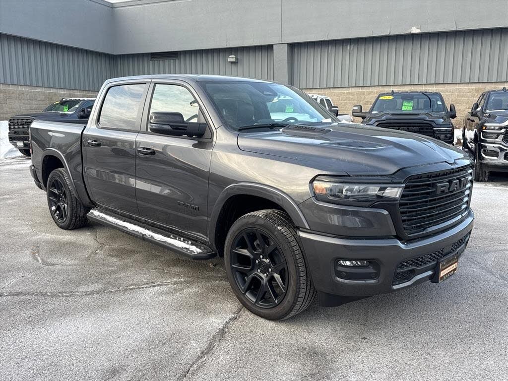 2026 RAM 1500 Laramie Crew Cab 4WD