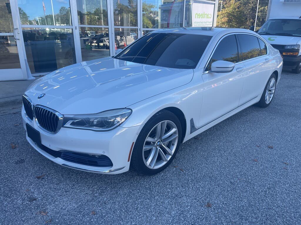 2016 BMW 7 Series 750i xDrive AWD