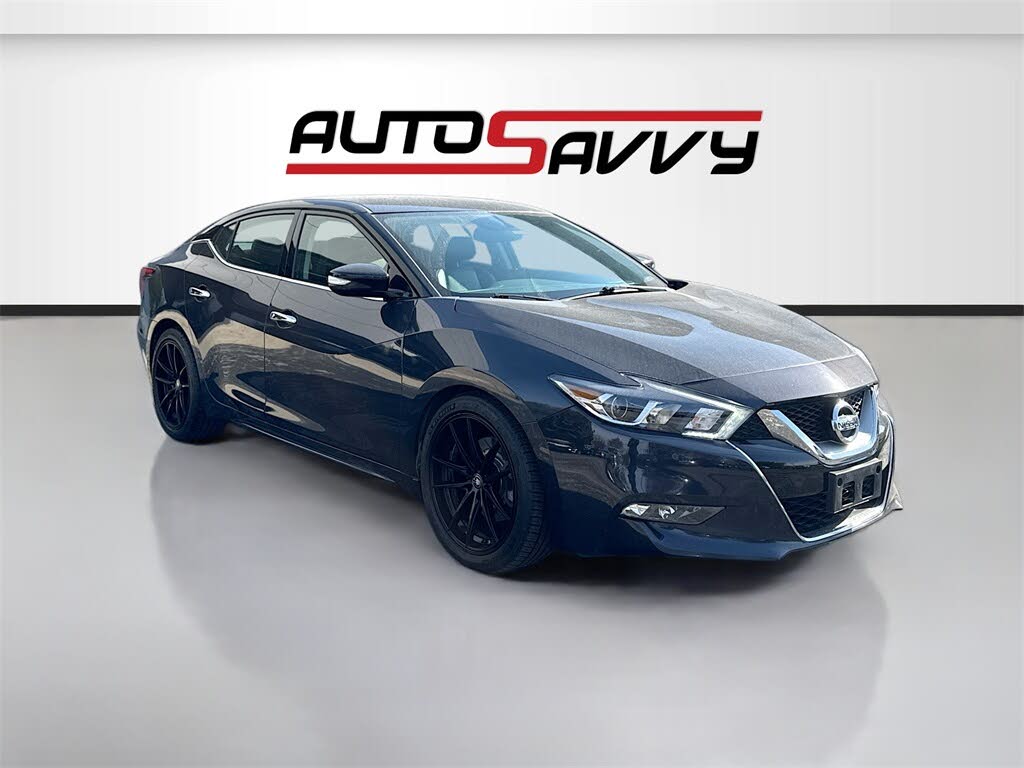 2016 Nissan Maxima SR