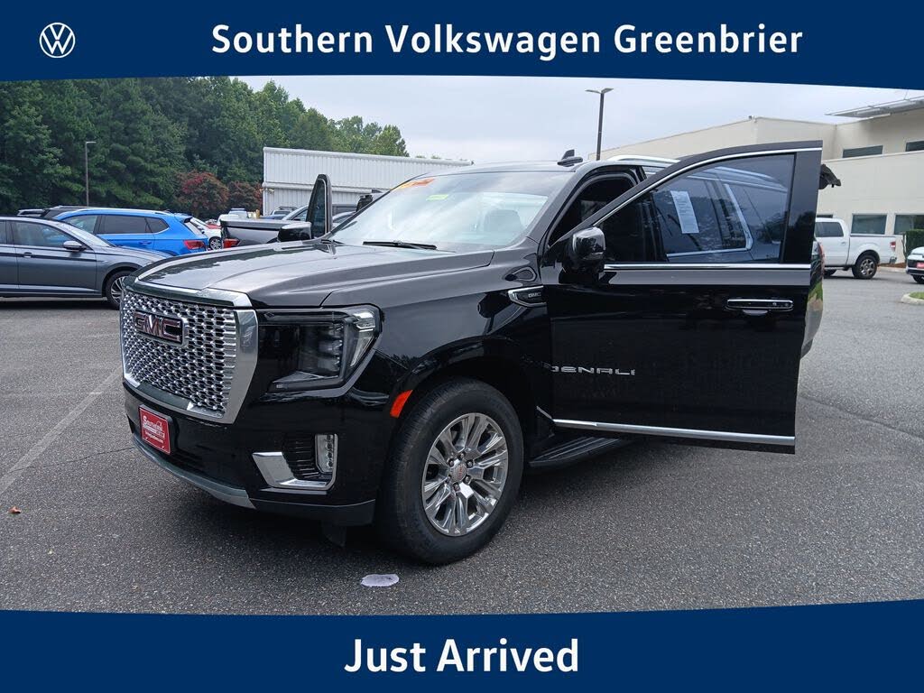 2022 GMC Yukon XL Denali 4WD