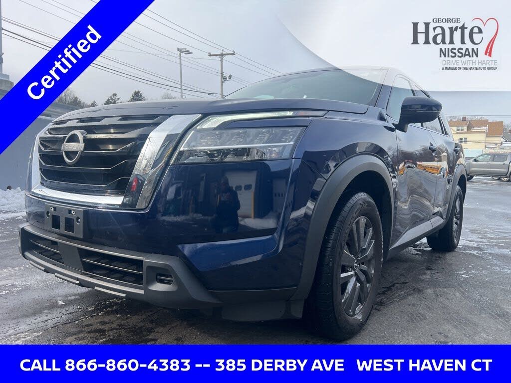 2022 Nissan Pathfinder S FWD