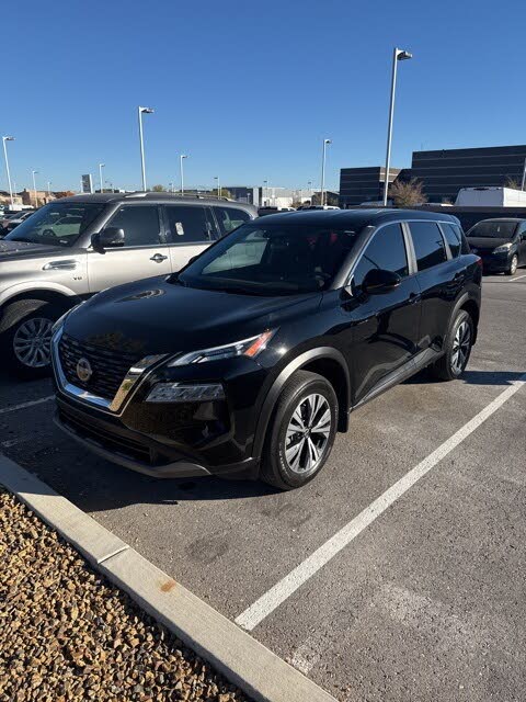 2022 Nissan Rogue SV FWD