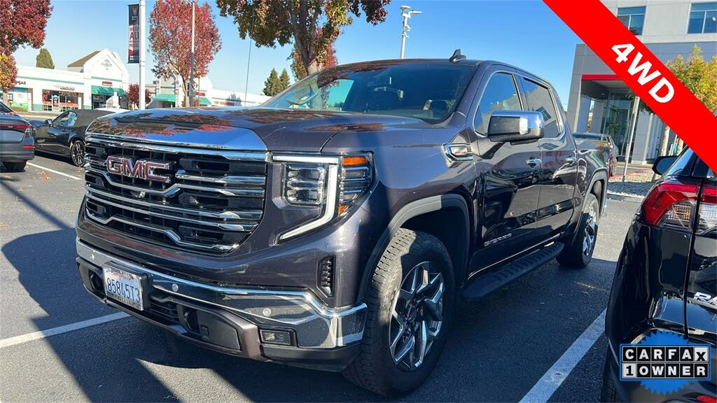 2023 GMC Sierra 1500 SLT Crew Cab 4WD