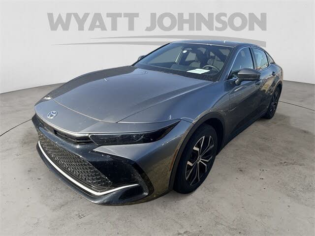 2023 Toyota Crown XLE AWD