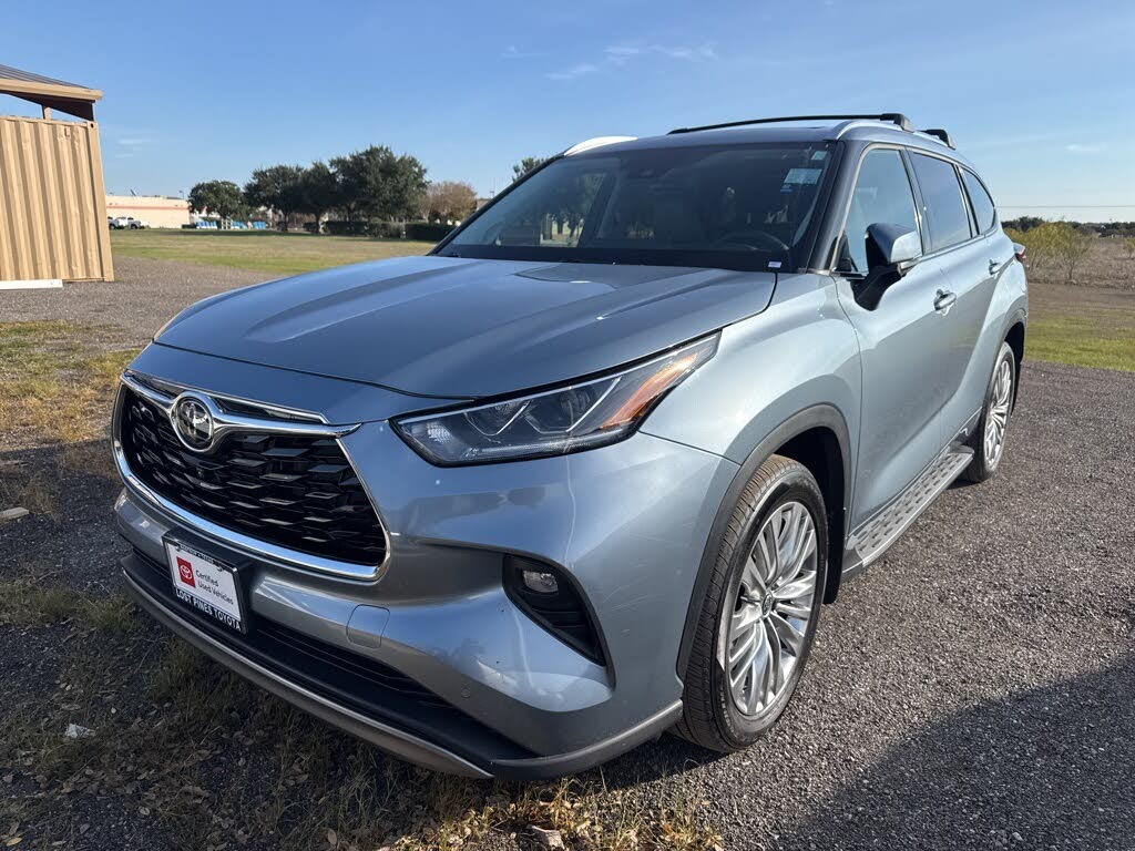 2023 Toyota Highlander Platinum FWD