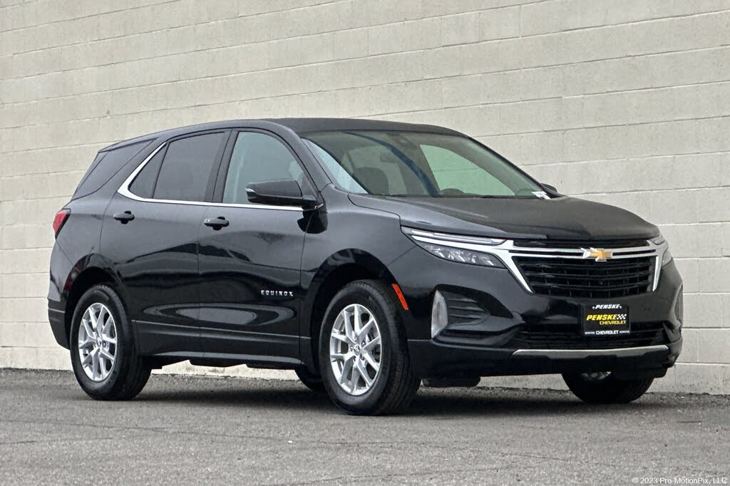 2024 Chevrolet Equinox LT FWD with 1LT
