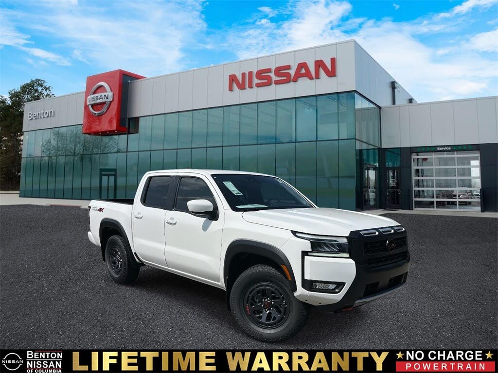 2025 Nissan Frontier PRO-4X Crew Cab 4WD