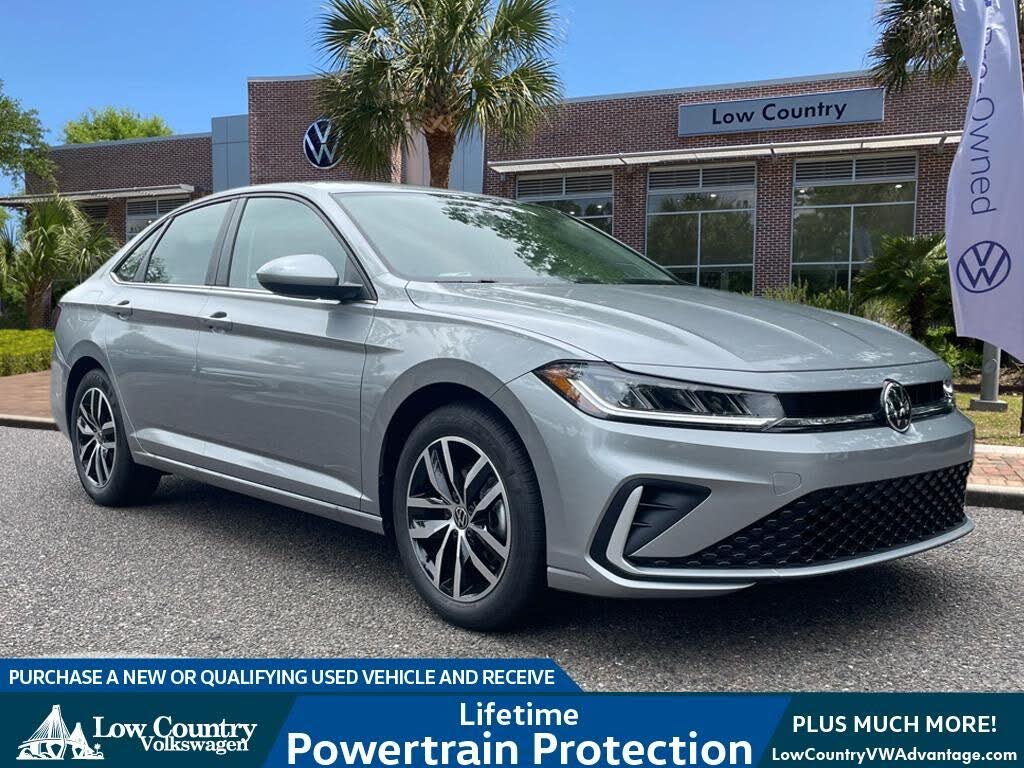 2025 Volkswagen Jetta SE FWD