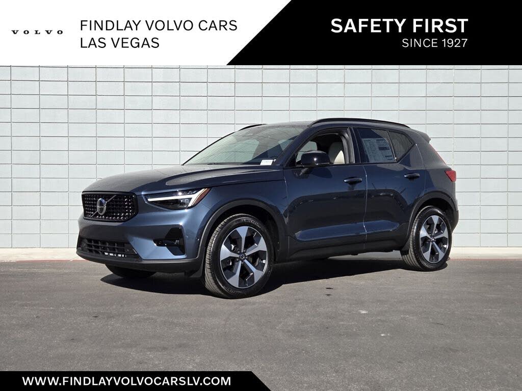 2026 Volvo XC40 B4 Plus FWD