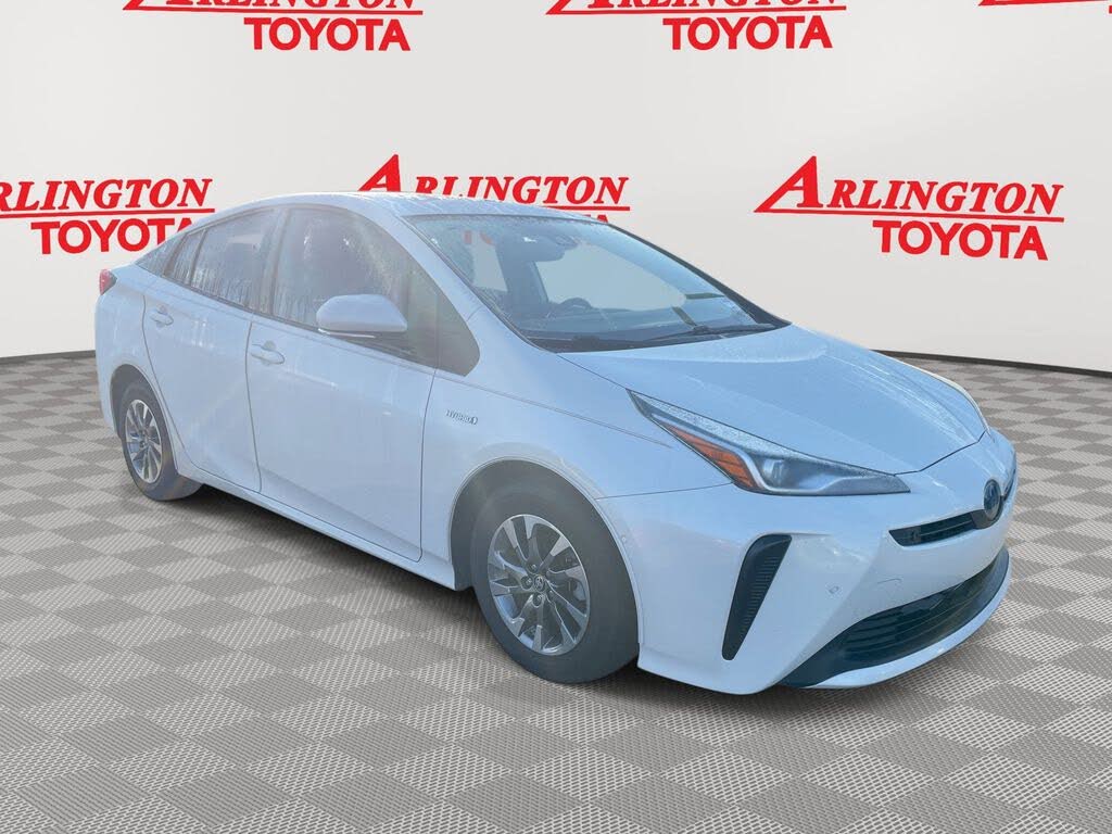 2019 Toyota Prius XLE FWD